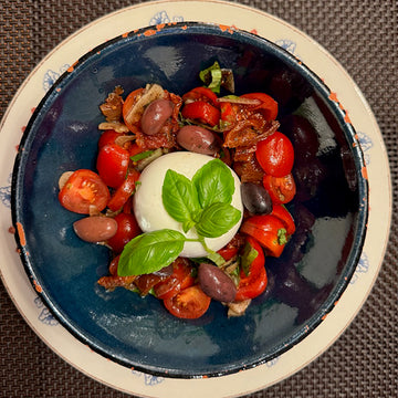 Burrata met Chardonnay - a match made in heaven!